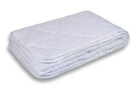 Одеяло стеганое хлопок в хлопковой ткани, спецзаказ, плотность наполнителя 320 г/кв.м, Реноме<отшиваем под заказ все размеры>(Текстиль для отелей)